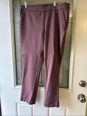 Lee Plum Knit capris